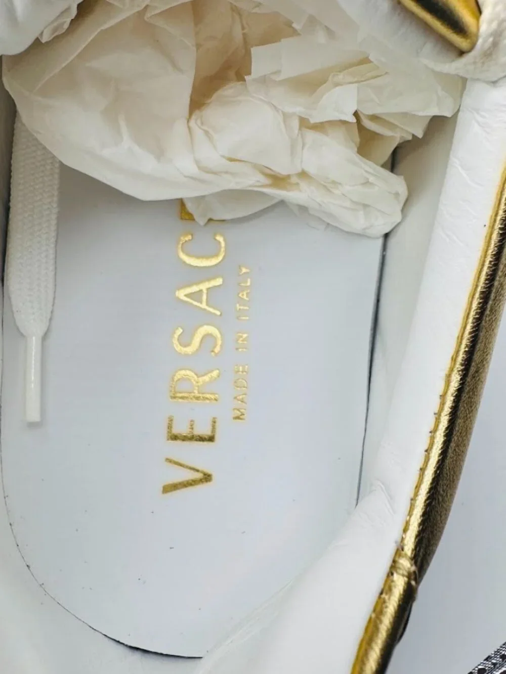 Versace Gold Laminated Nappa Medusa Sneakers Low Top Size 39 – Made in Italy NIB
